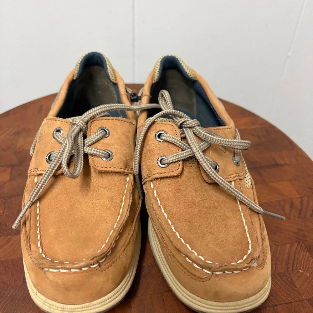 Sperry Top Sider Youth Intrepid Boat shoes. Size 2M Boys - Picture 6 of 8